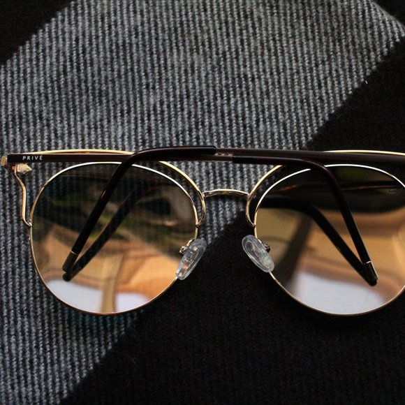 Prive Revaux The Heartbreaker Polarized Sunglasses - Picture 5 of 6